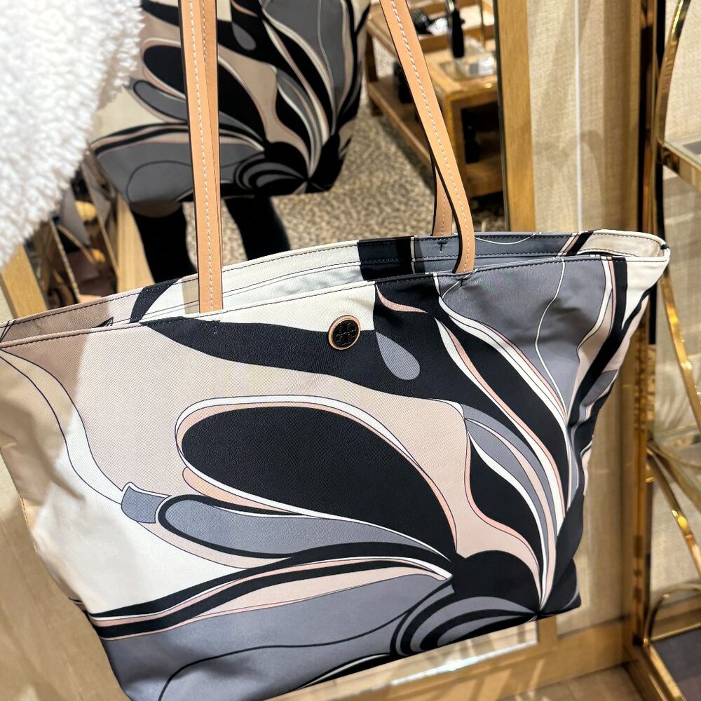 NWT Tory Burch Large Printed Black Nylon Tote Twisty Flower Ella
